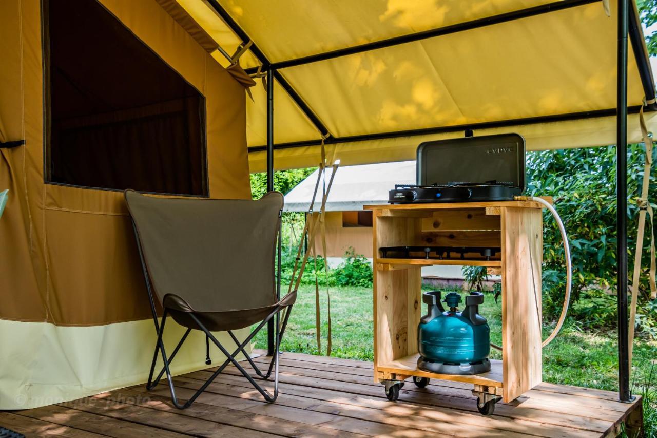 Camping Onlycamp Des Halles Decize Bagian luar foto